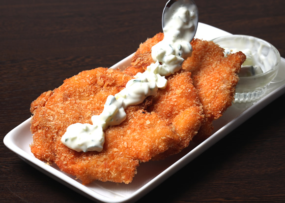 デルコス・インド料理|インド風からあげ